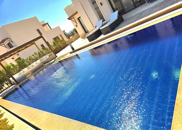 Stunning Private With Breathtaking Golf & Lagoon View Villa *