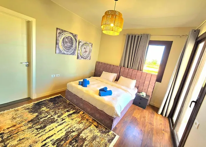 Stunning Private With Breathtaking Golf & Lagoon View Villa