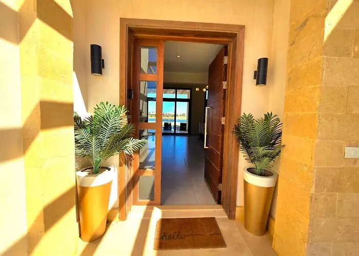 Stunning Private With Breathtaking Golf & Lagoon View