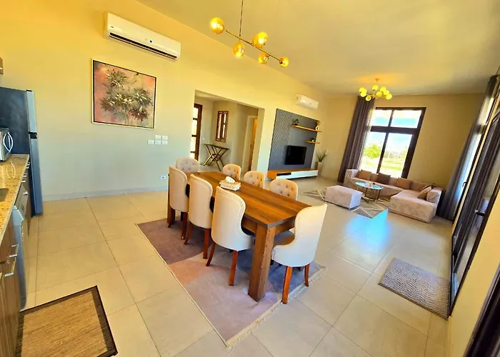 Stunning Private With Breathtaking Golf & Lagoon View Villa