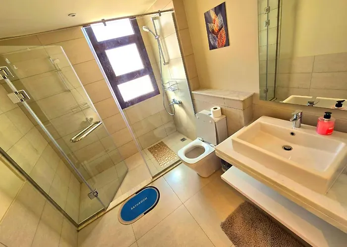 Villa Stunning Private With Breathtaking Golf & Lagoon View *